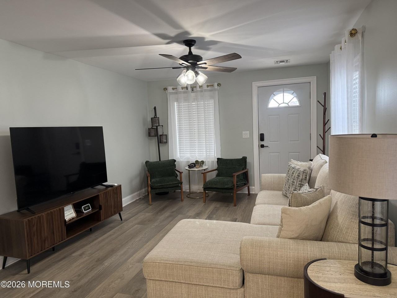 905 Summerfield Ave #B - Photo 2 of 11