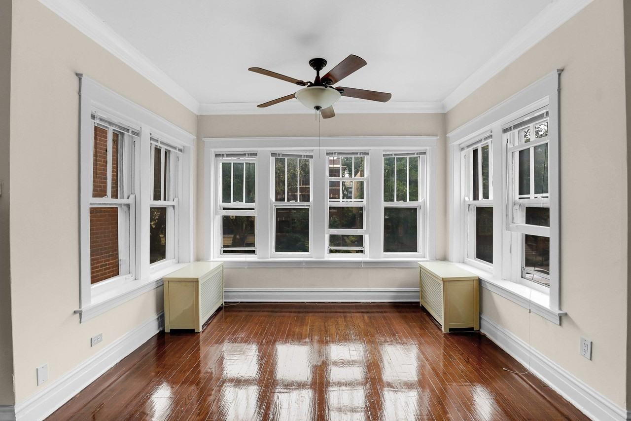 5814 N Winthrop Ave #2 - Photo 5 of 23