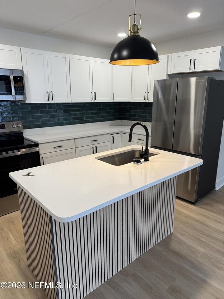 1629 Griflet Rd - Photo 4 of 19