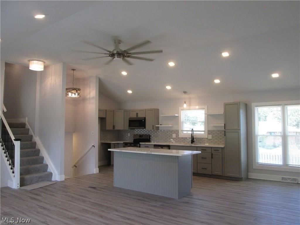 2887 Nancy Cir - Photo 3 of 11