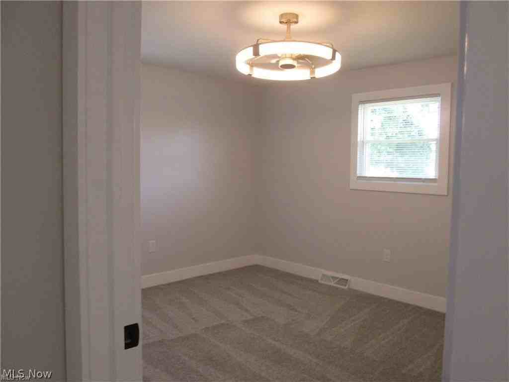 2887 Nancy Cir - Photo 6 of 11