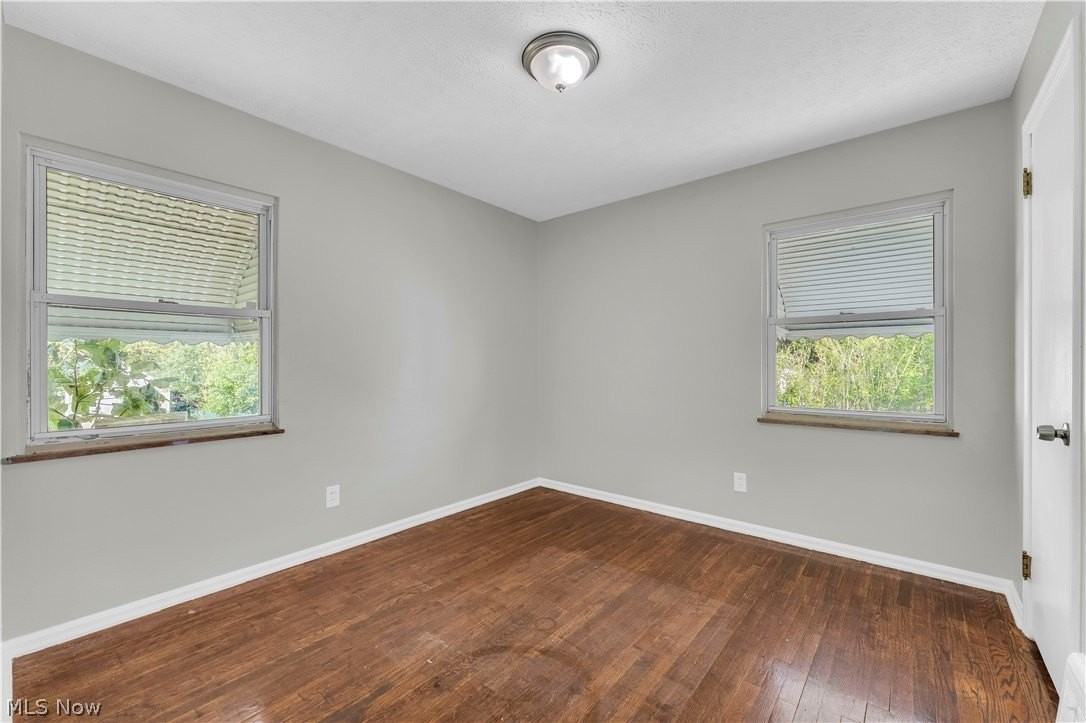 4992 Claremont Blvd - Photo 6 of 22