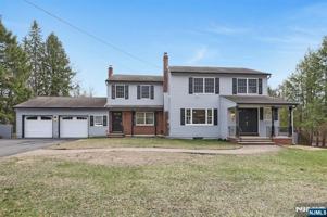 featured image of 11 Old Tappan Rd