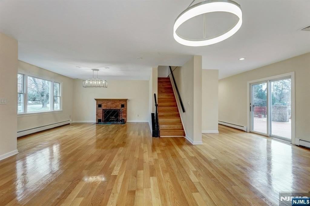 11 Old Tappan Rd - Photo 7 of 39