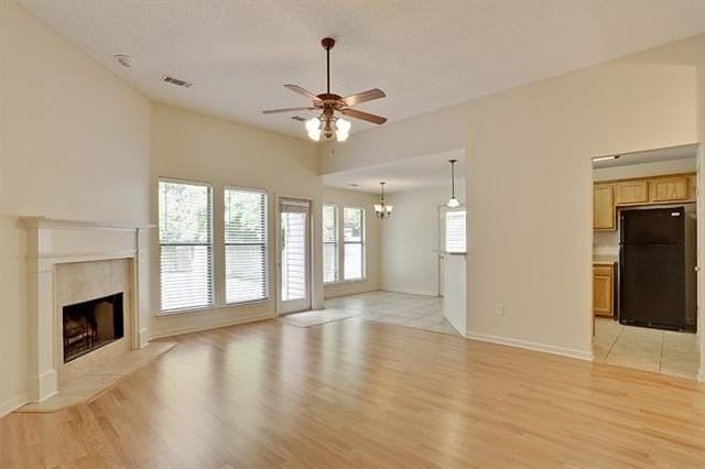 713 Chevreuil St - Photo 2 of 12