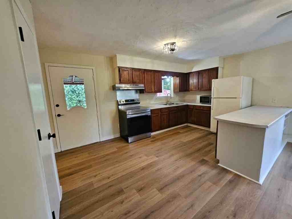 5863 Fm 895 - Photo 7 of 12