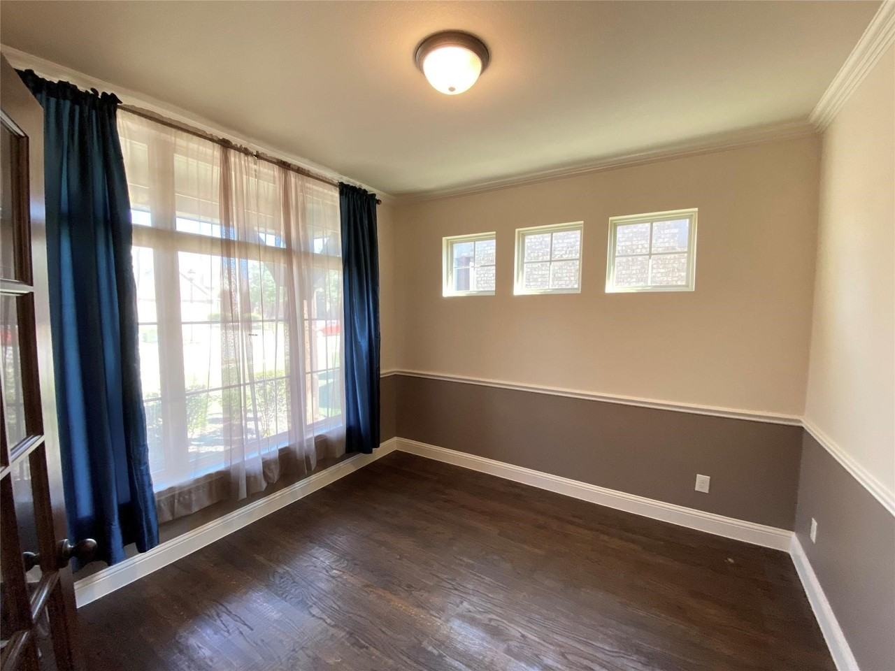 3901 Jeanette Ln - Photo 2 of 23