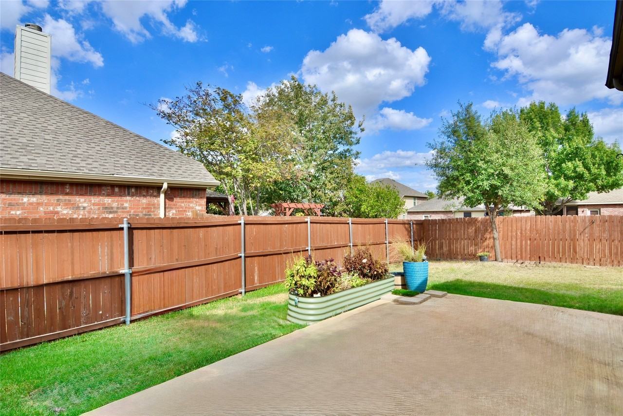 12420 Grey Twig Dr - Photo 4 of 40