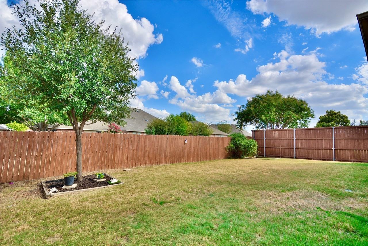 12420 Grey Twig Dr - Photo 5 of 40