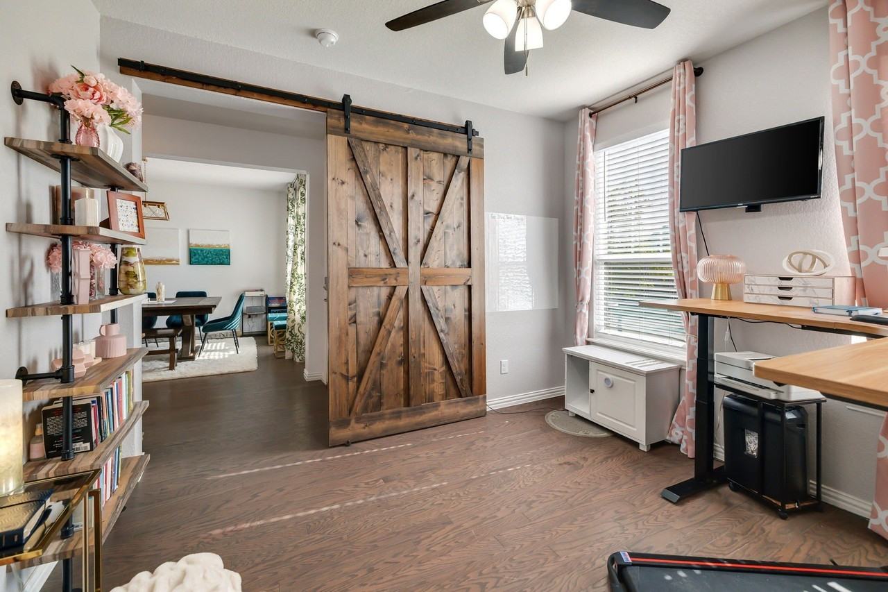 816 Pearl Pl - Photo 2 of 27