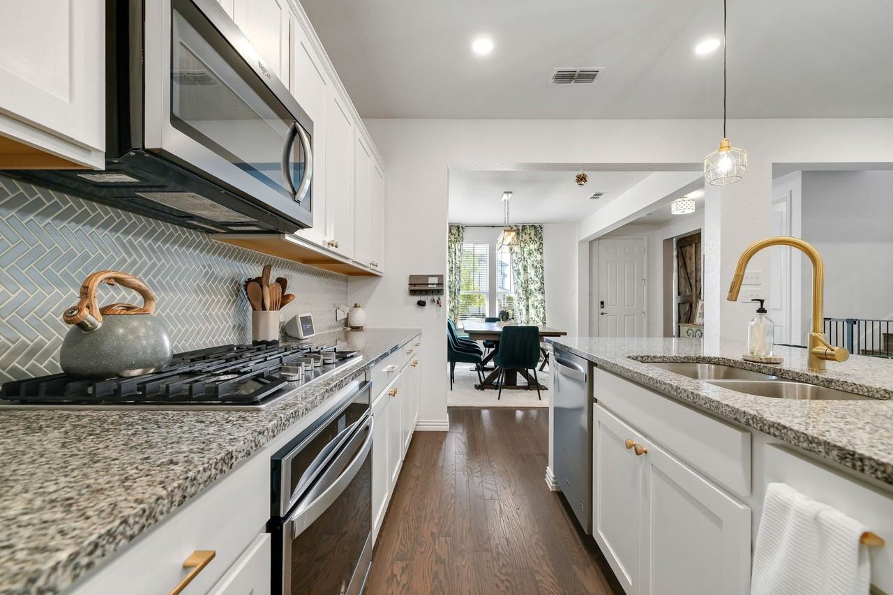 816 Pearl Pl - Photo 7 of 27