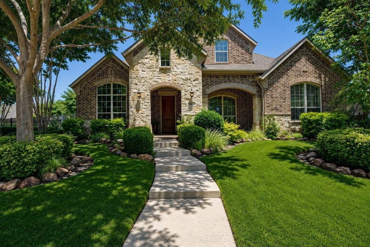 864 Willow Winds St - Photo 3 of 40
