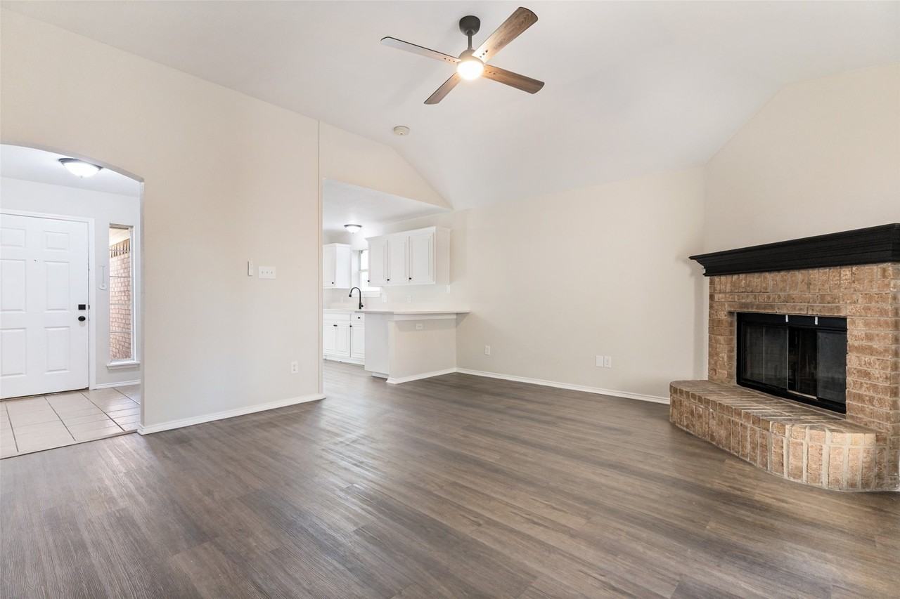 4545 Grainland Ct - Photo 7 of 25