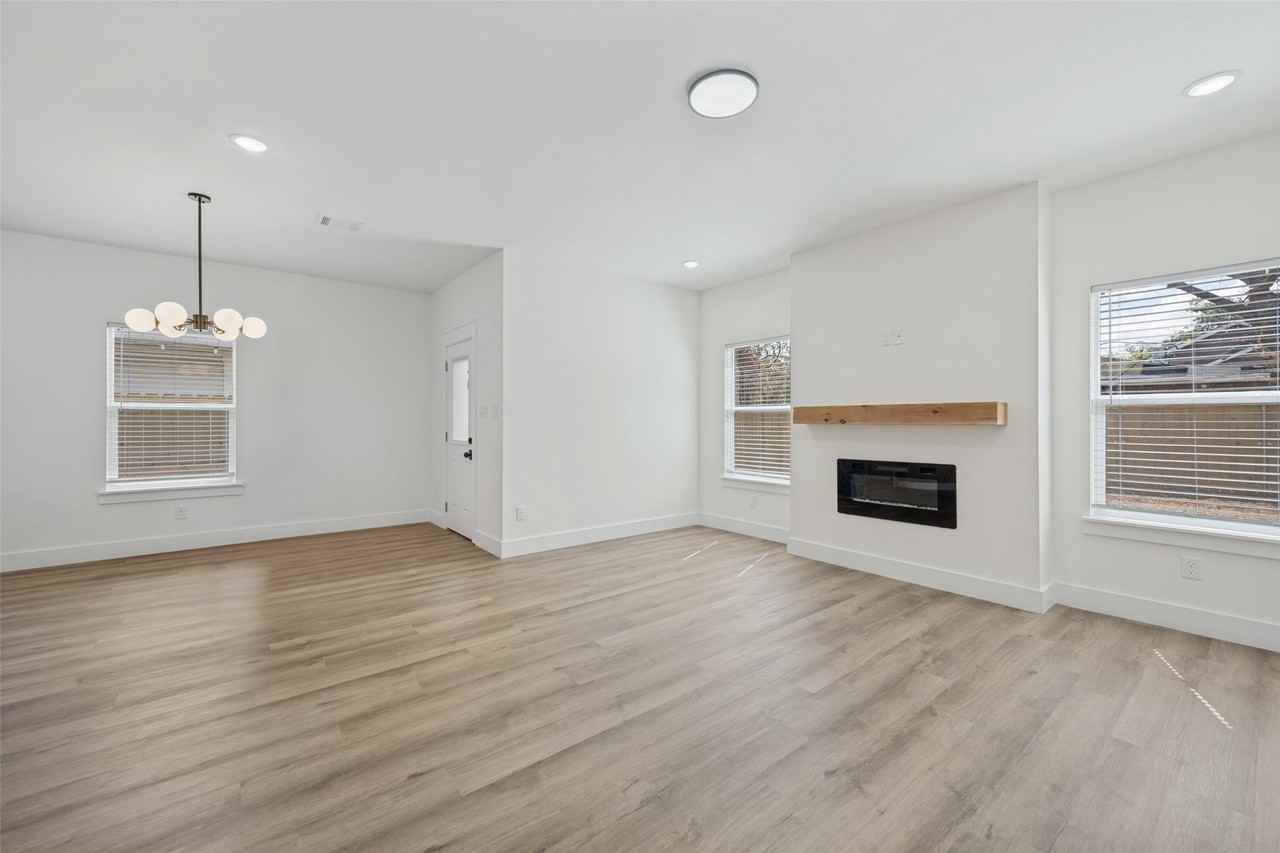 1340 Elmwood Ave - Photo 3 of 25