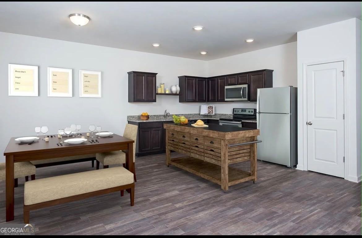 3025 Tarian Way #1 - Photo 3 of 20