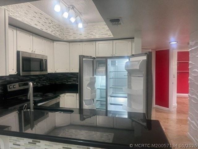 1526 Se Royal Green Cir #101 - Photo 6 of 45