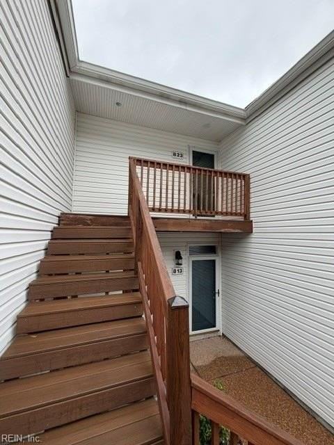 823 Ironwood Dr - Photo 3 of 46