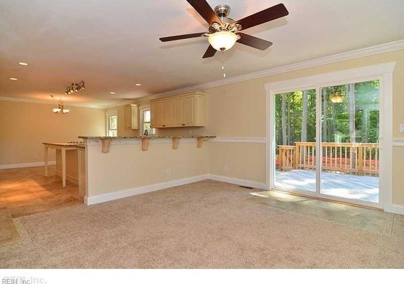 5213 Willow Lake Rd - Photo 5 of 24