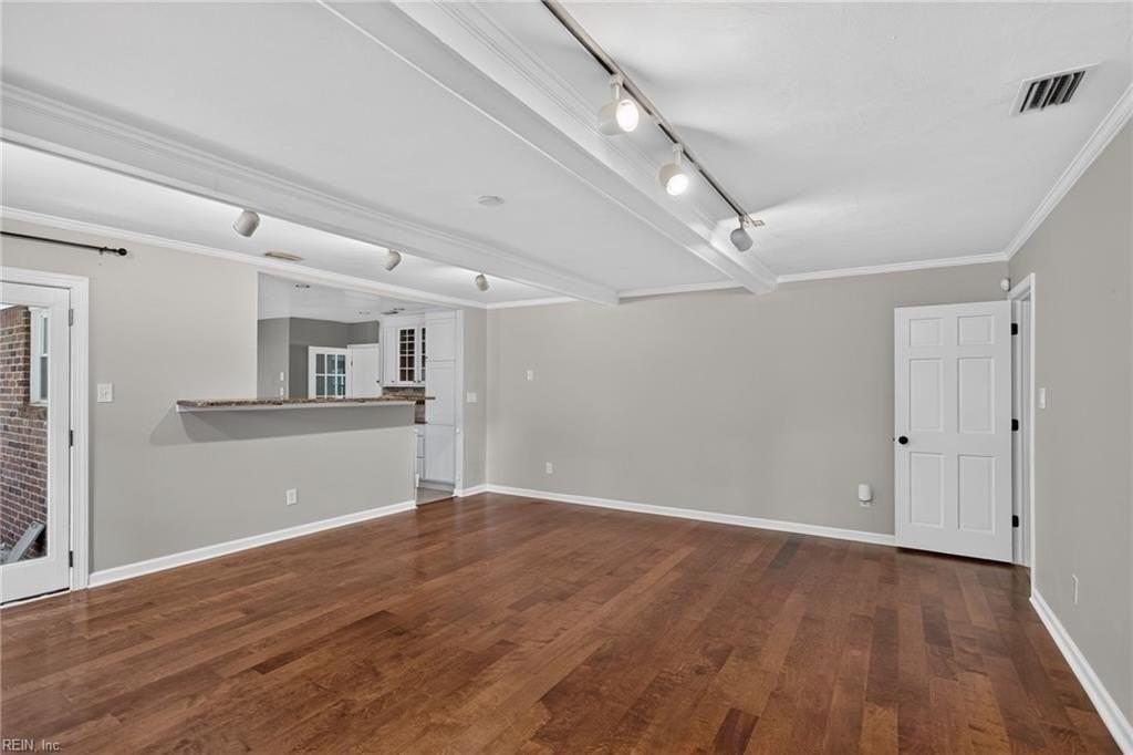 1905 Mariner Ct - Photo 4 of 26