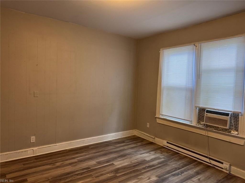 165 Webster Ave #3 - Photo 2 of 10