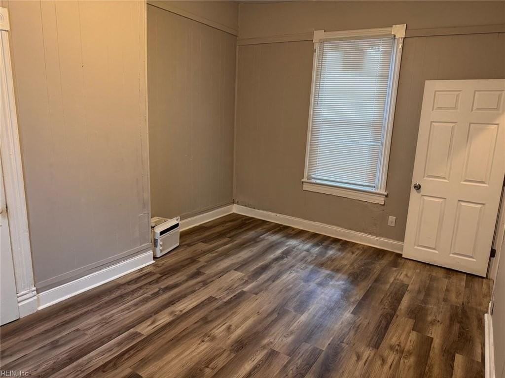 165 Webster Ave #3 - Photo 5 of 10