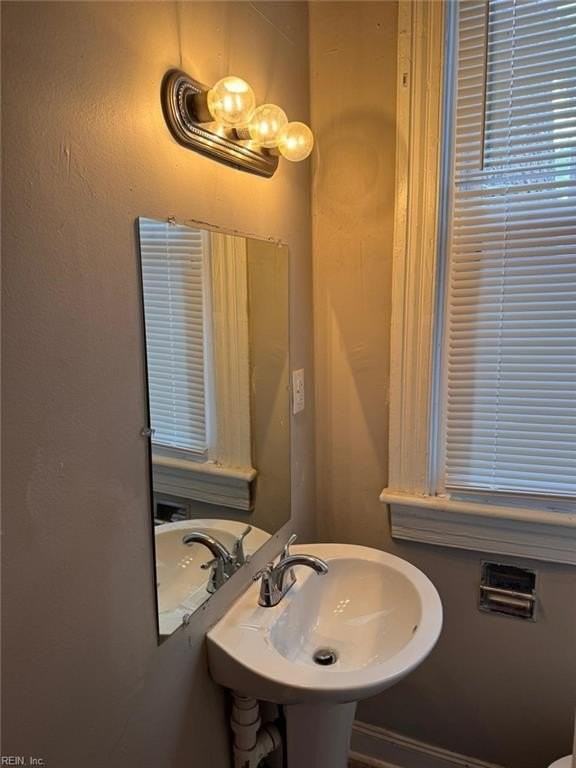 165 Webster Ave #3 - Photo 7 of 10