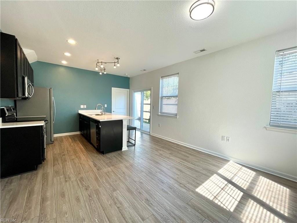 2840 Baldwin Dr - Photo 3 of 26