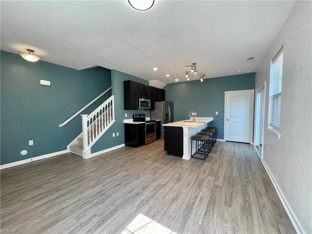 2840 Baldwin Dr - Photo 4 of 26