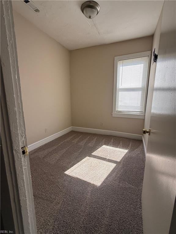 410 W 31st St #B - Photo 3 of 11
