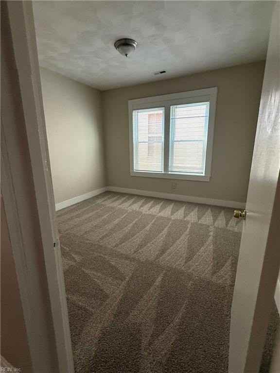 410 W 31st St #B - Photo 5 of 11