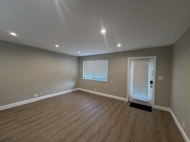 1715 Ne 60th St - Photo 3 of 23
