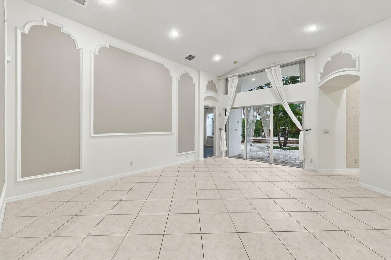 9576 Taormina St - Photo 7 of 50