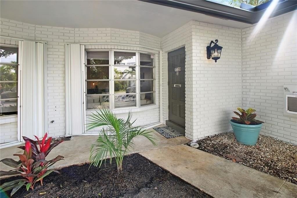 5720 Ne 27th Ave - Photo 5 of 18
