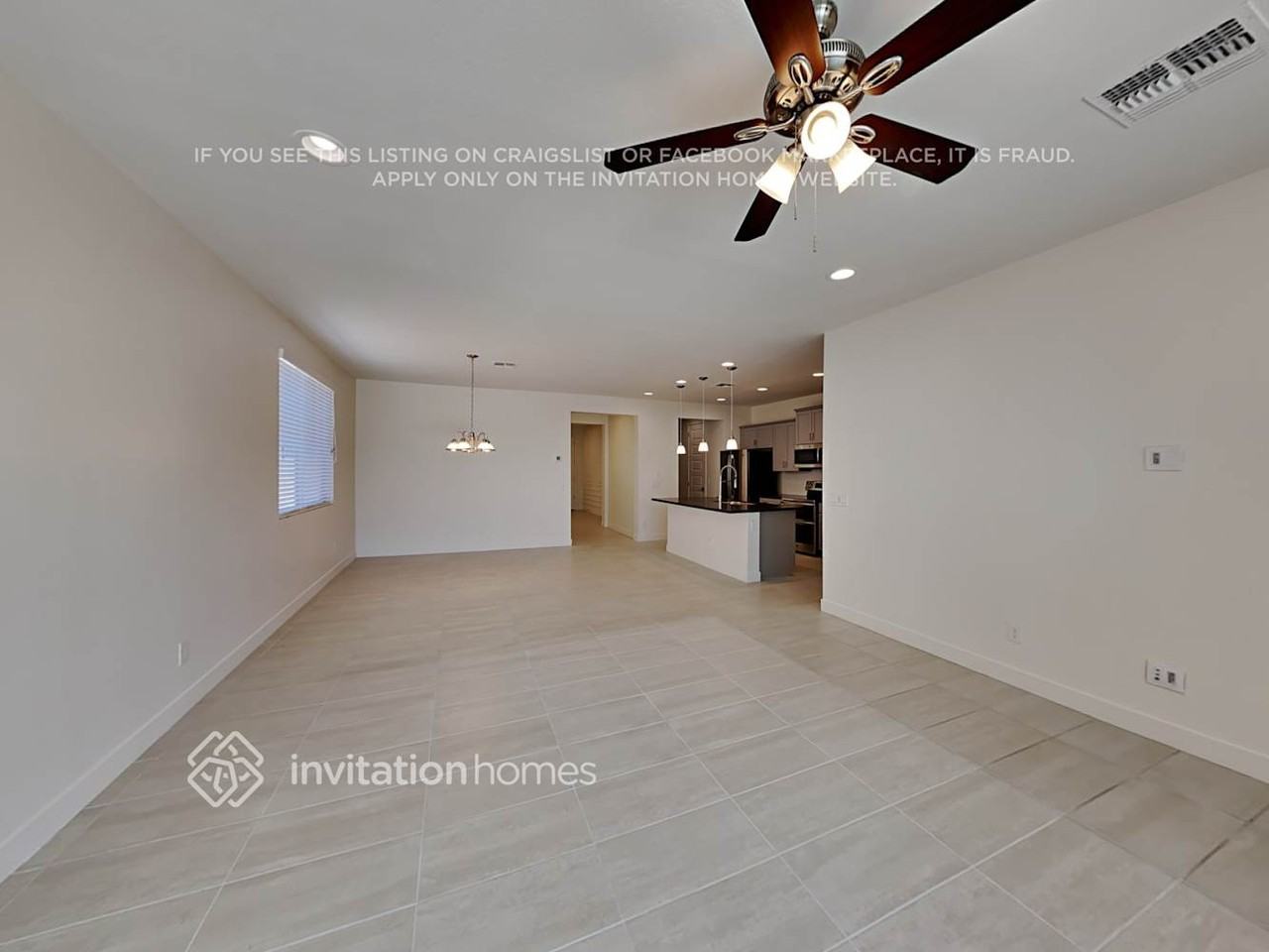 18371 W Vista Norte St - Photo 3 of 21