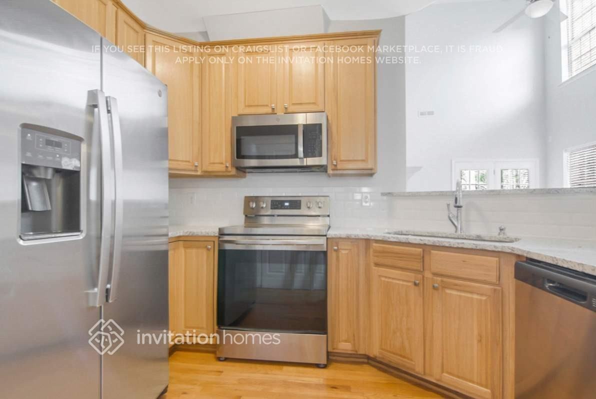 4925 Delta Lake Dr - Photo 7 of 26