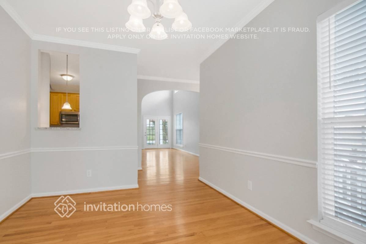4925 Delta Lake Dr - Photo 6 of 26