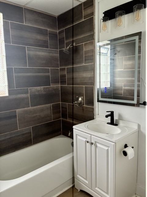 623 W Clarke St #2 - Photo 4 of 6