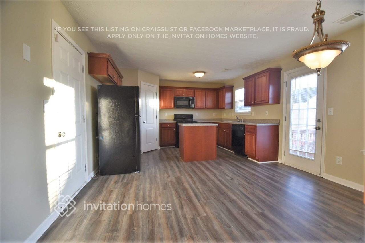4351 Prather Son Dr - Photo 4 of 17