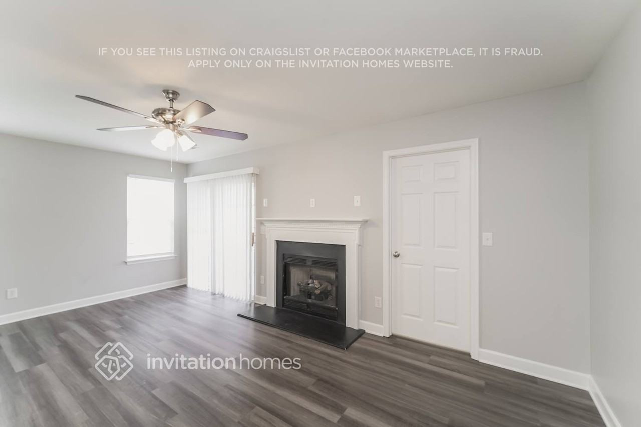 6104 Eisenhower Ln - Photo 4 of 18