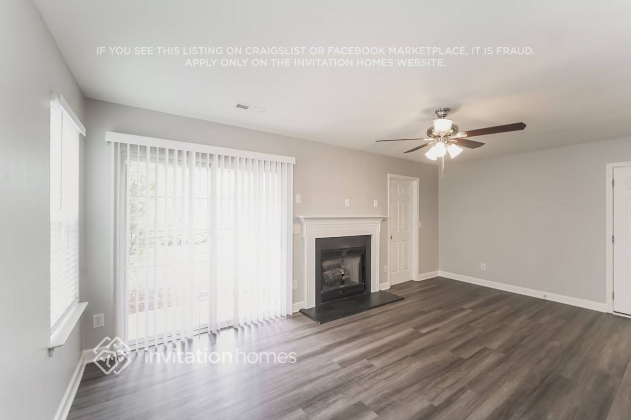 6104 Eisenhower Ln - Photo 7 of 18