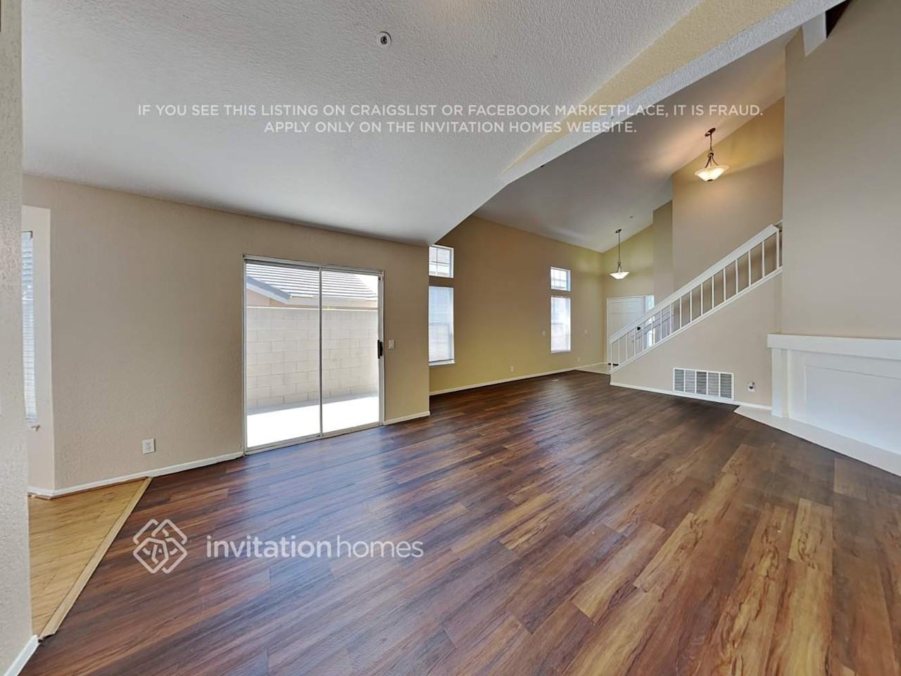 11475 Blackstone Ct - Photo 4 of 19