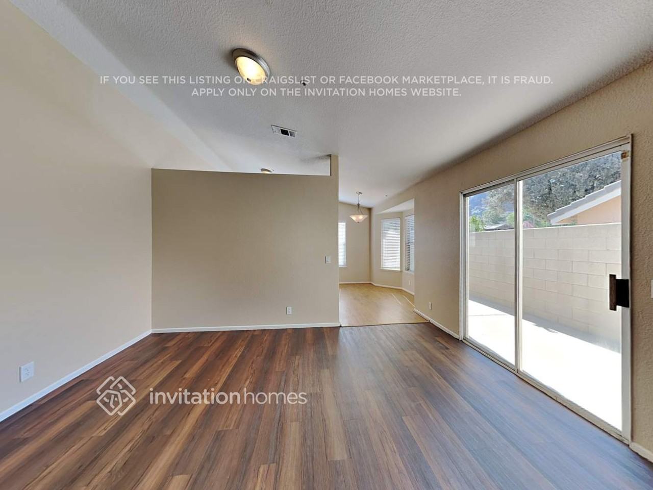 11475 Blackstone Ct - Photo 6 of 19