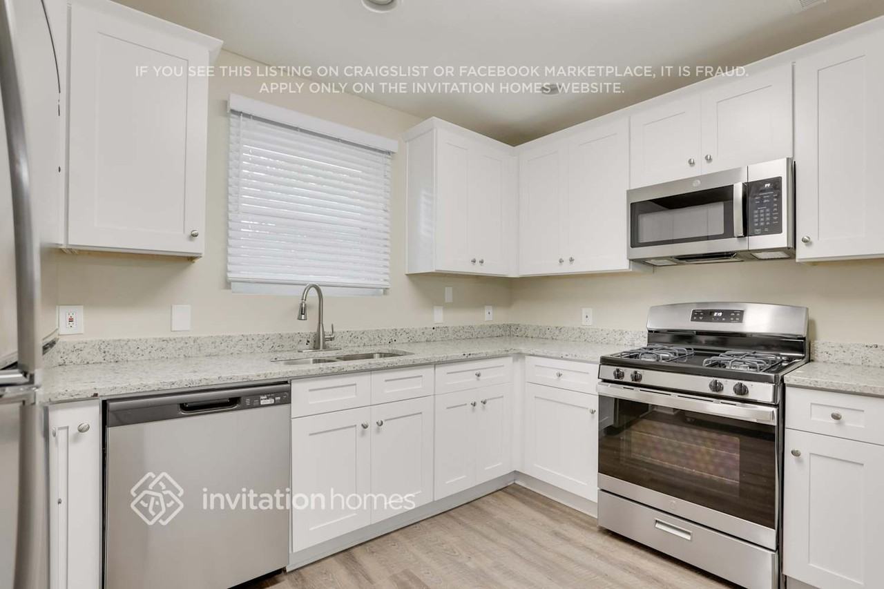 1266 Richard Rd - Photo 7 of 26