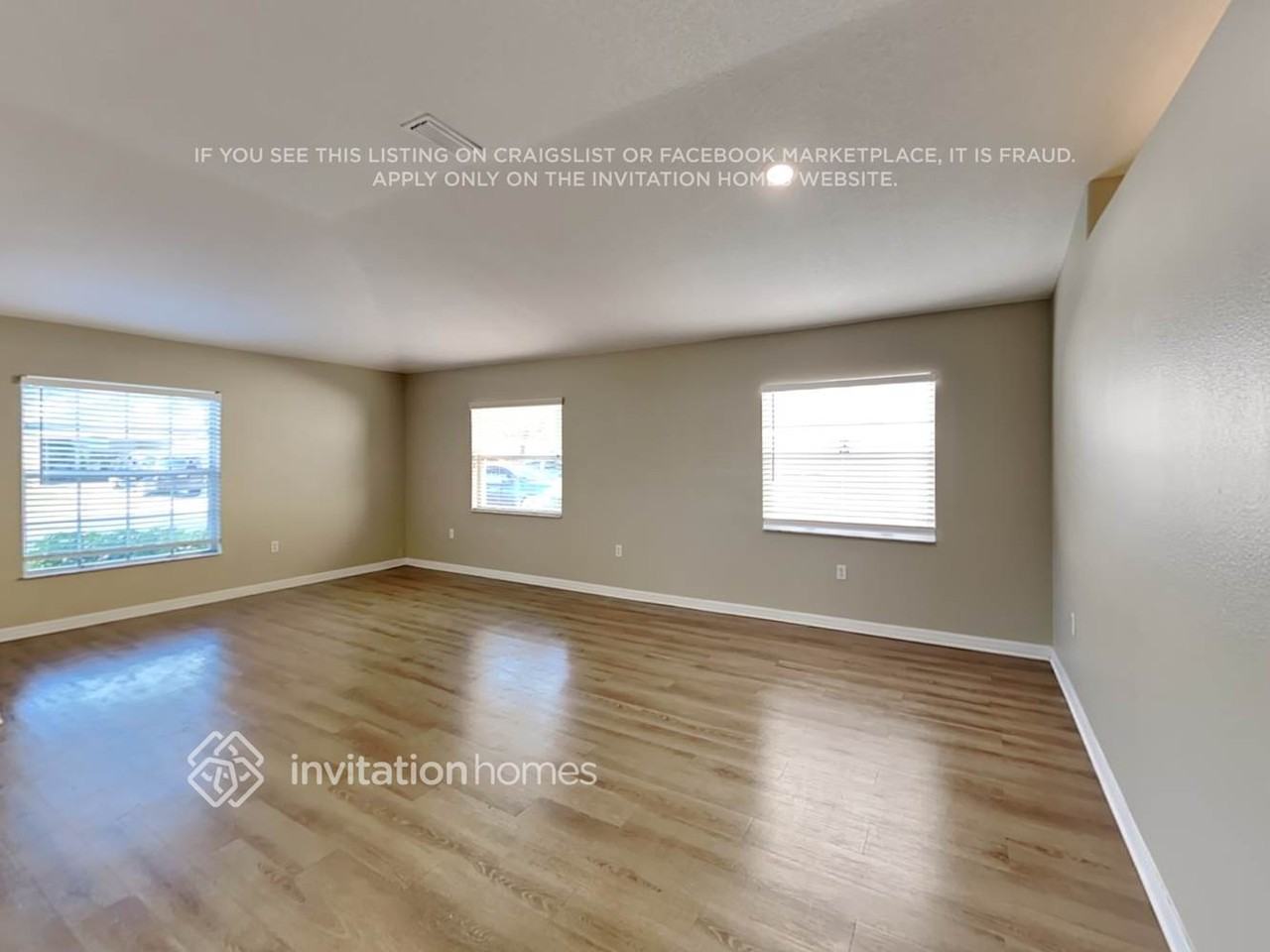3925 Rollingsford Cir - Photo 4 of 20