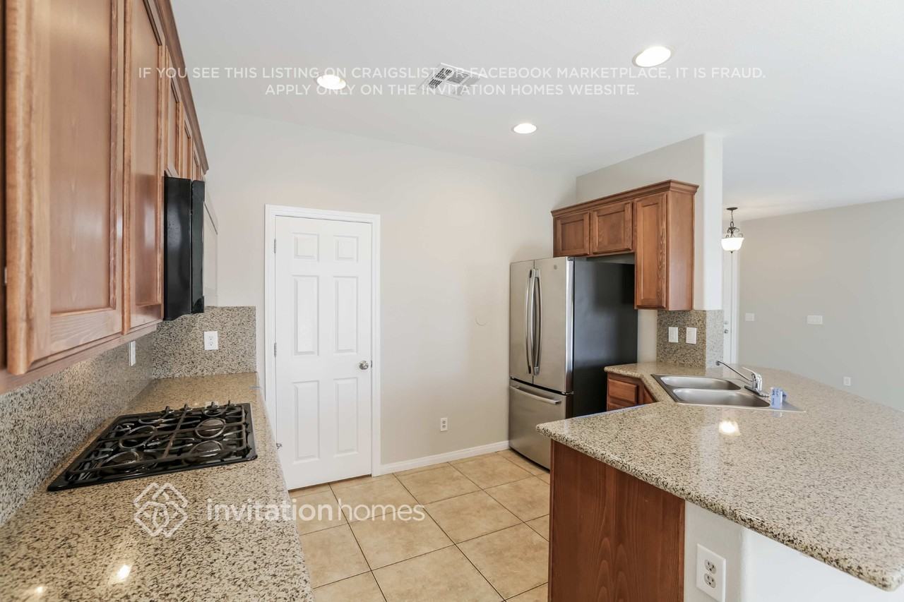 9457 Stills Way - Photo 6 of 16