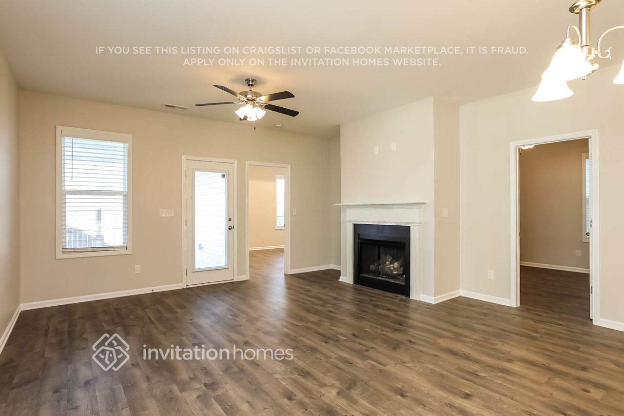 162 Crawford Pkwy - Photo 2 of 15