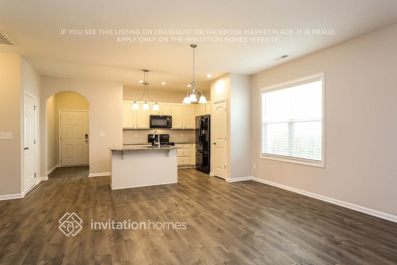 162 Crawford Pkwy - Photo 5 of 15