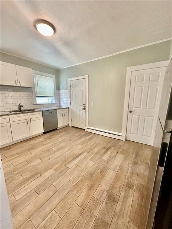 25 Tenth St #2 - Photo 4 of 10