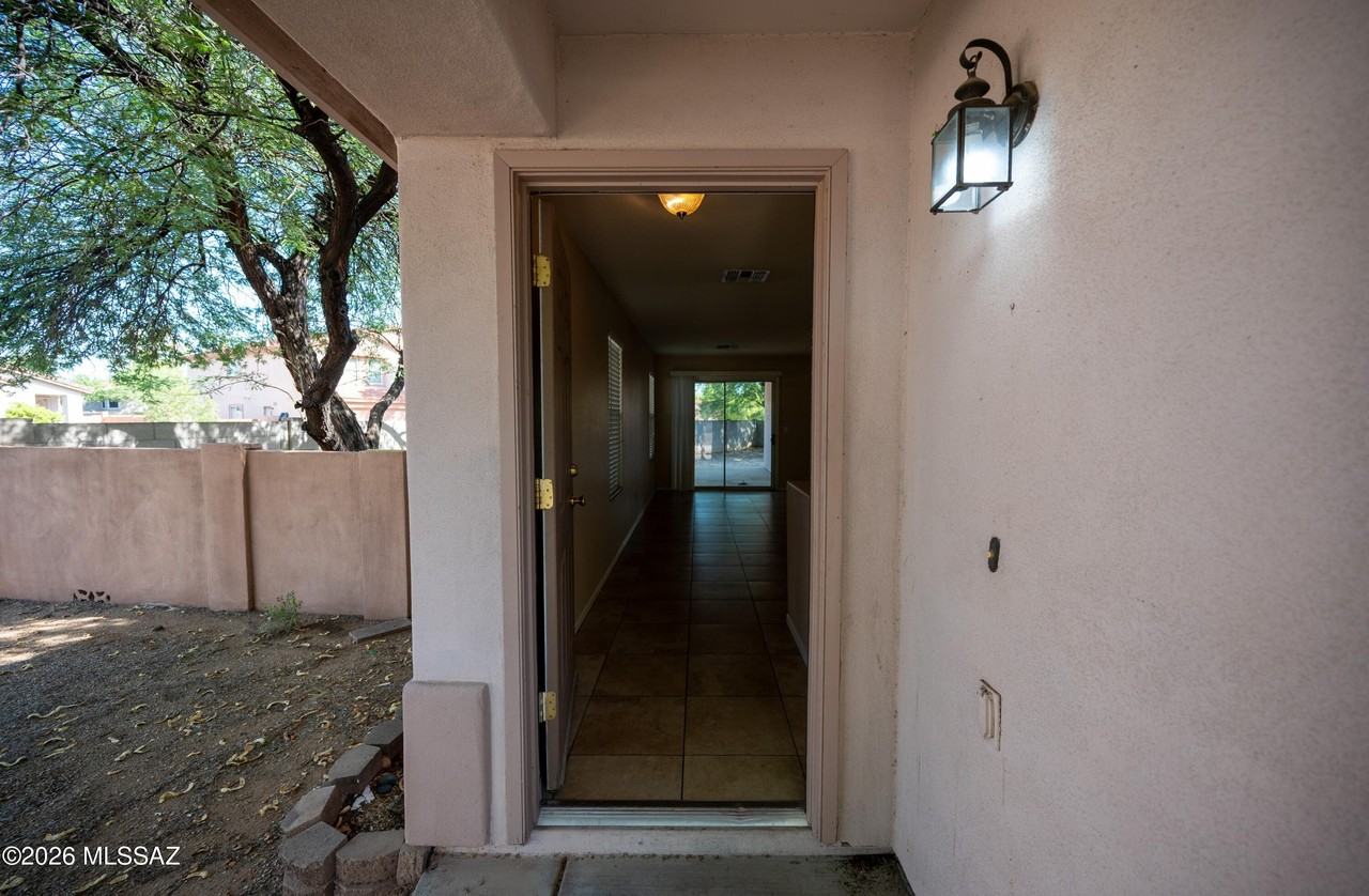 317 E Atlas Cedar Pl - Photo 6 of 34
