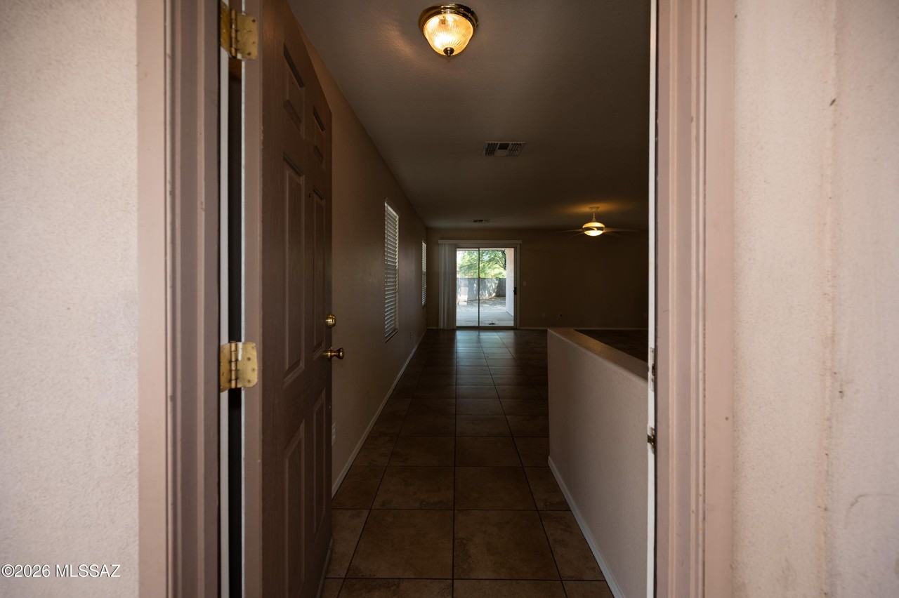 317 E Atlas Cedar Pl - Photo 7 of 34